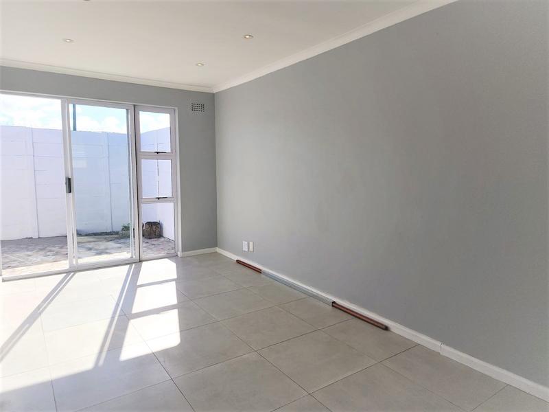 2 Bedroom Property for Sale in Lotus River Western Cape